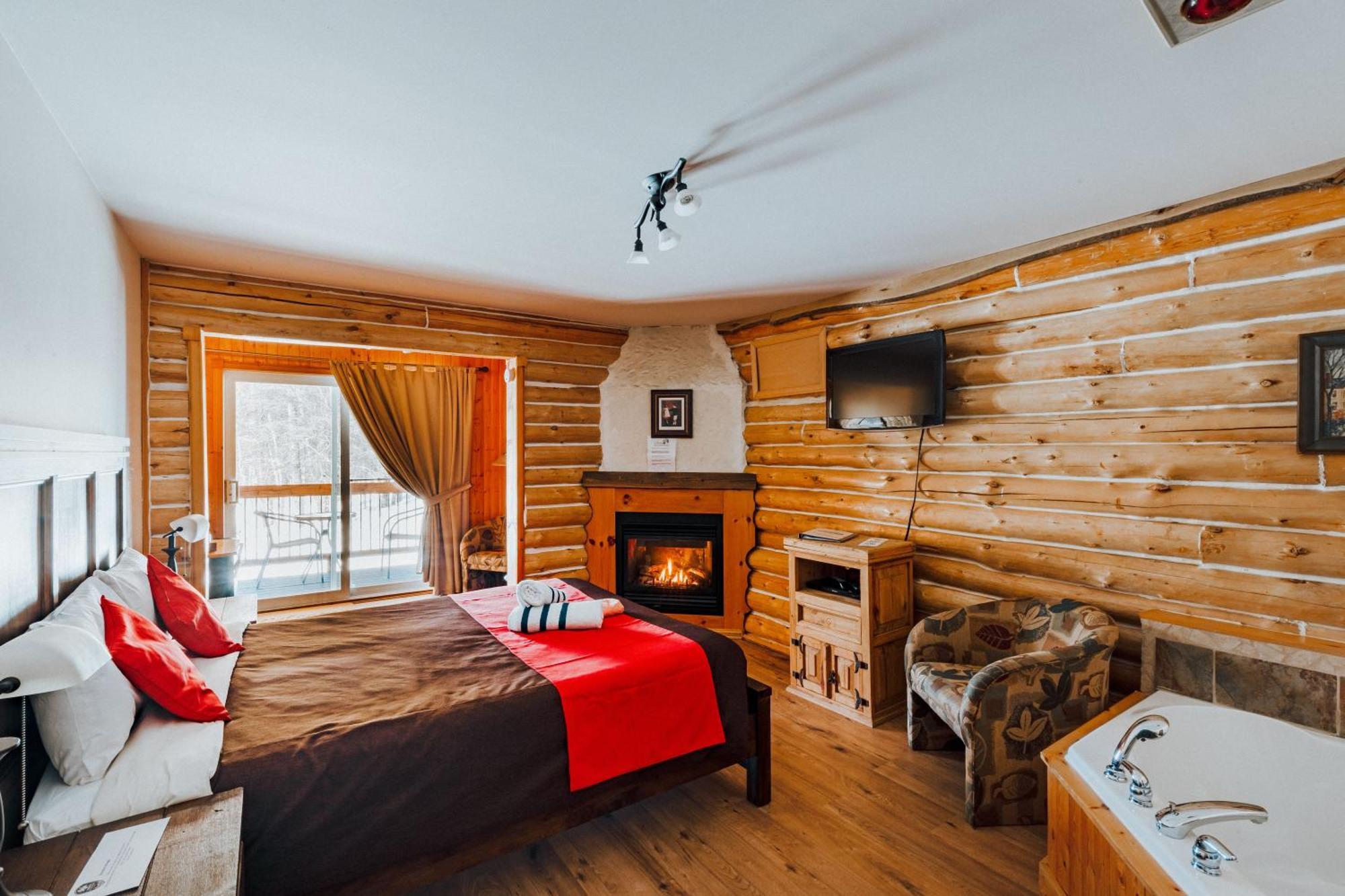 Auberge Du Vieux Moulin Sainte-Emélie 외부 사진