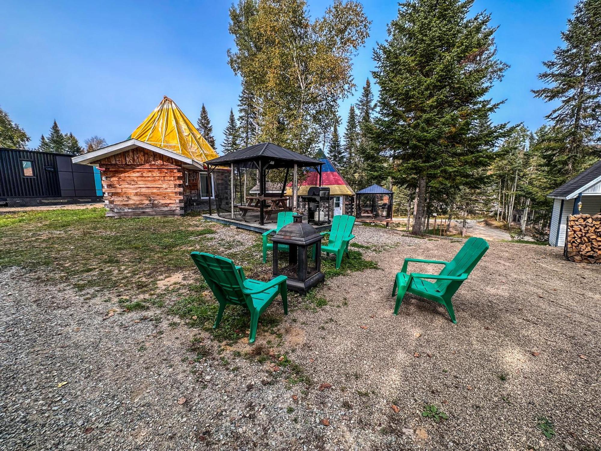 Auberge Du Vieux Moulin Sainte-Emélie 외부 사진