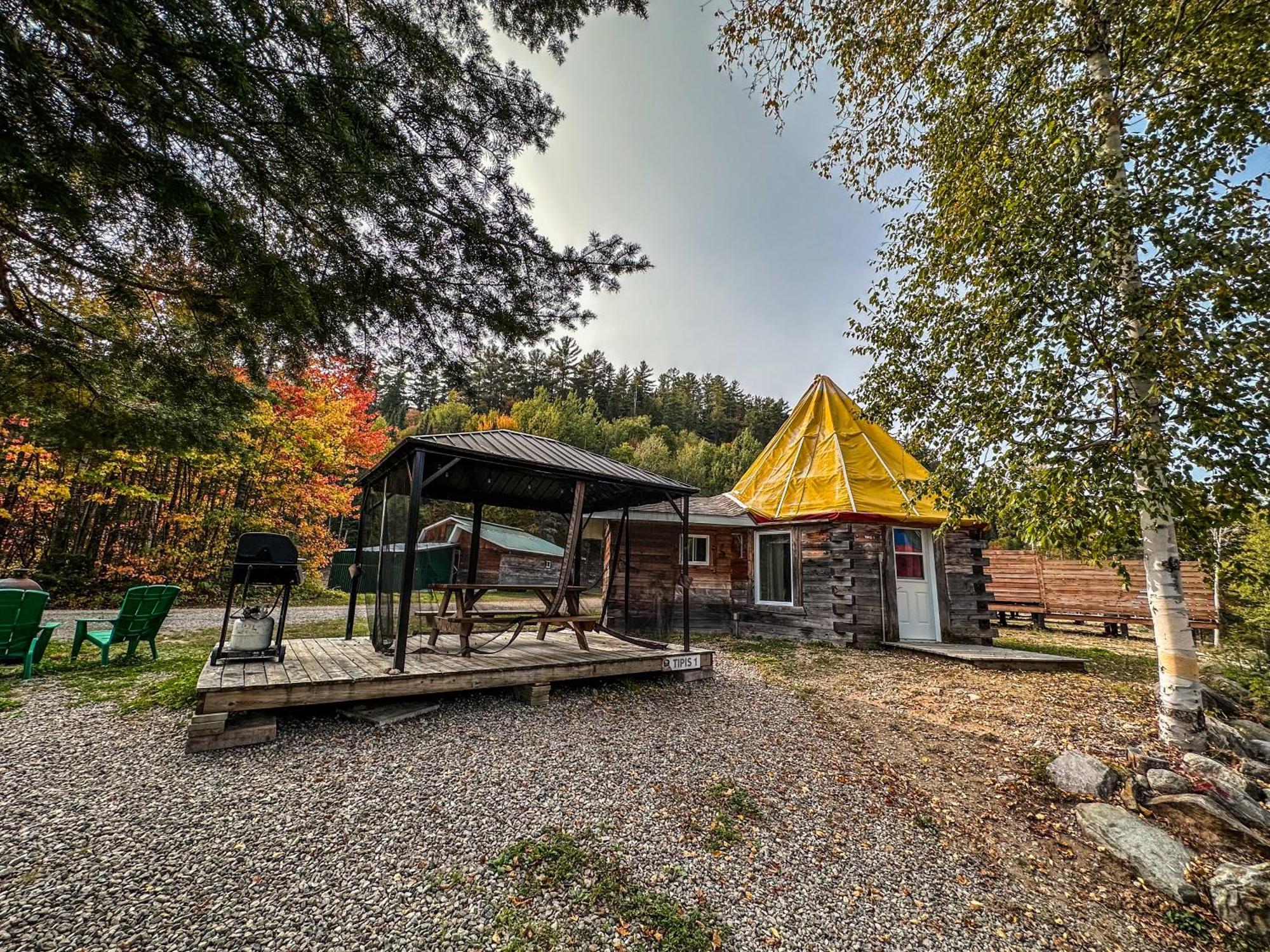 Auberge Du Vieux Moulin Sainte-Emélie 외부 사진